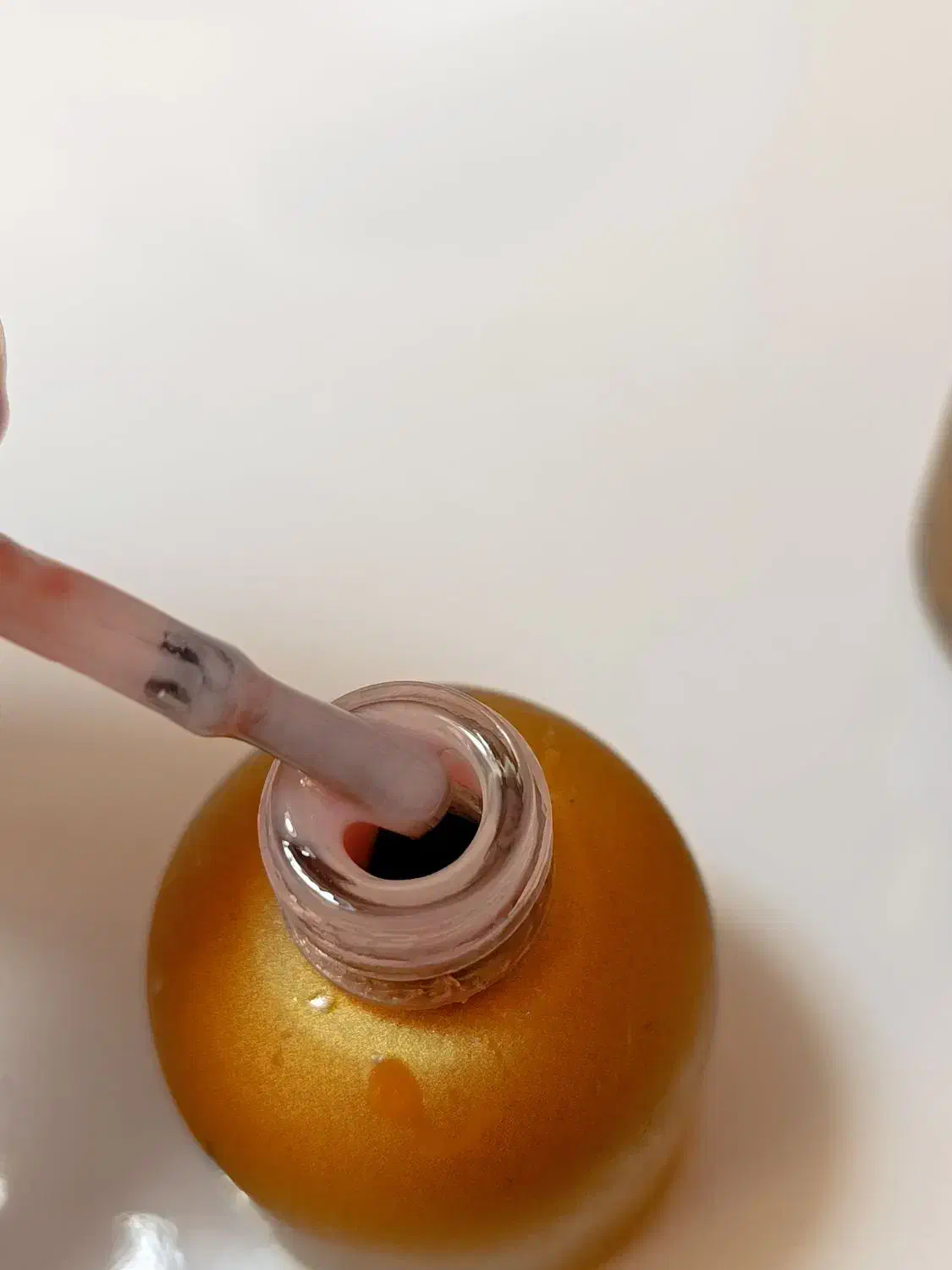 لوزام کاشت ناخن|آرایشگاه و سالن‌های زیبایی|رودسر, |دیوار