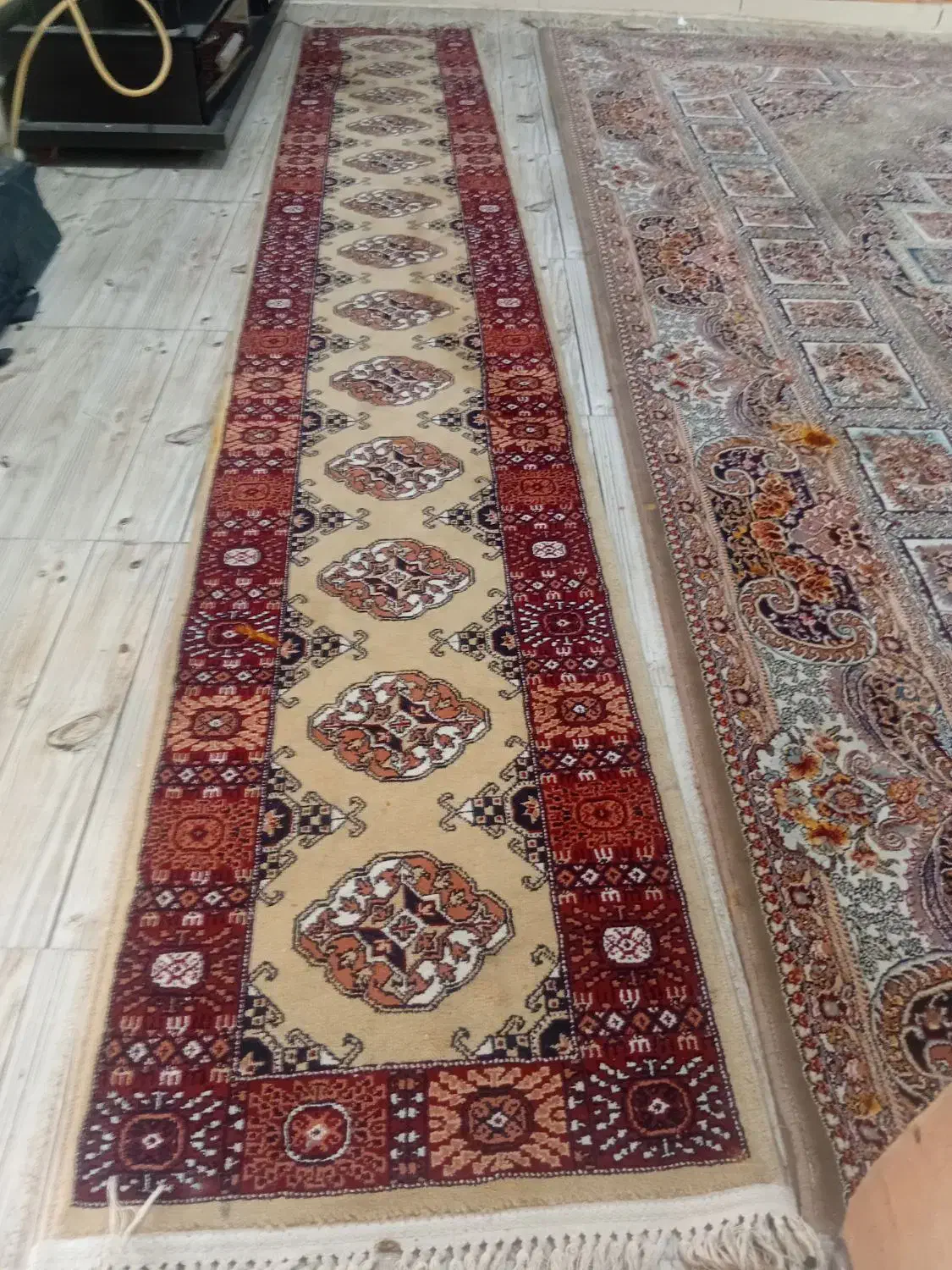 فرش کناره یاراه رو3متردرپنجاه سانت|فرش|گرگان, |دیوار