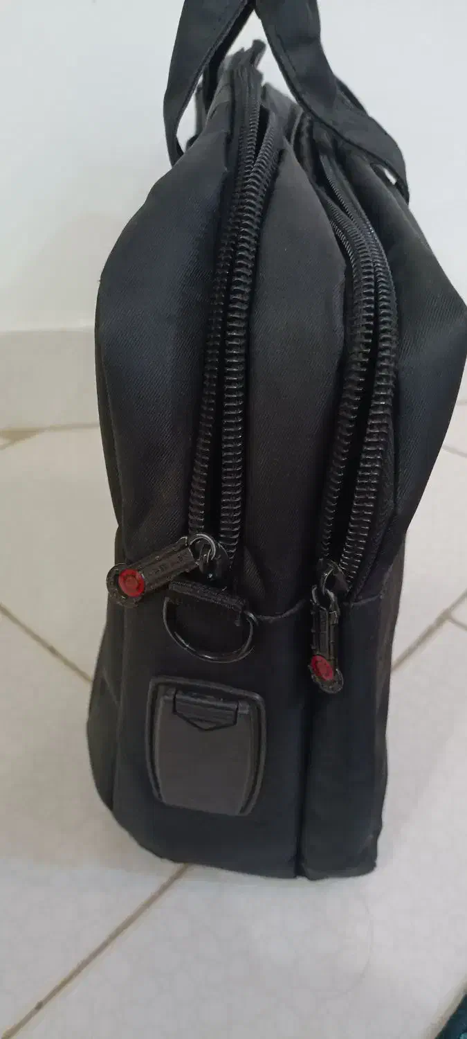 کیف اداری محکم و باکیفیت|کیف، کفش، کمربند|رشت, توشیبا|دیوار