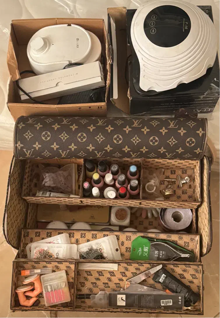 فروش پک کامل ناخن|آرایشی، بهداشتی، درمانی|ری, حمزهآباد|دیوار