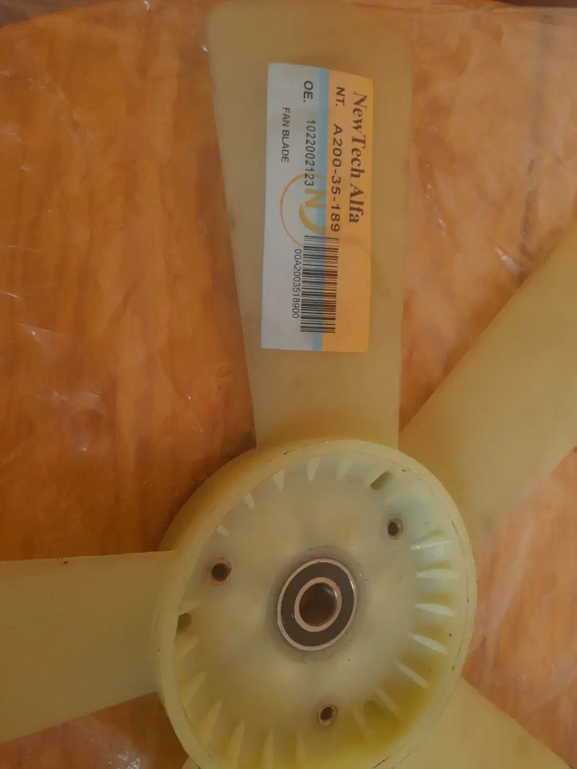 دو عدد قطعه بنز کپل ۱۲۴|قطعات یدکی و لوازم جانبی|تهران, نگین غرب|دیوار