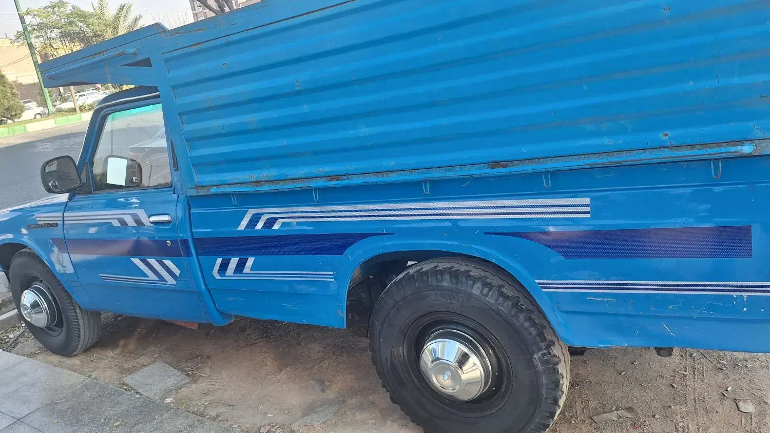 نیسان مدل ۱۳۷۴|خودرو سواری و وانت|قم, حکمت شمالی|دیوار