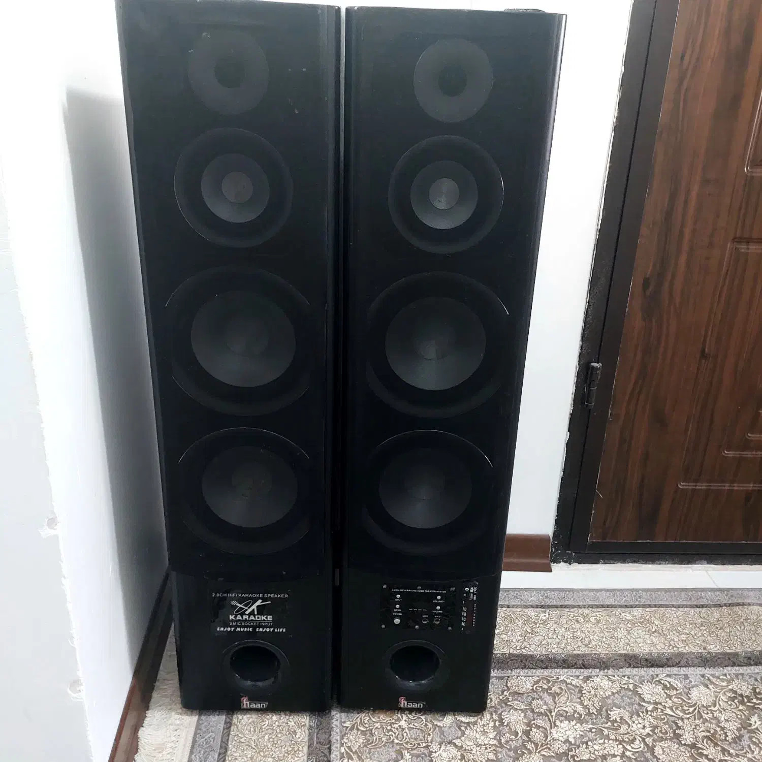 اسپیکر ۲ تیکه فلش خور و بلوتوثی خوش صدا|سیستم صوتی خانگی|قم, سراجه (۱۵ خرداد)|دیوار