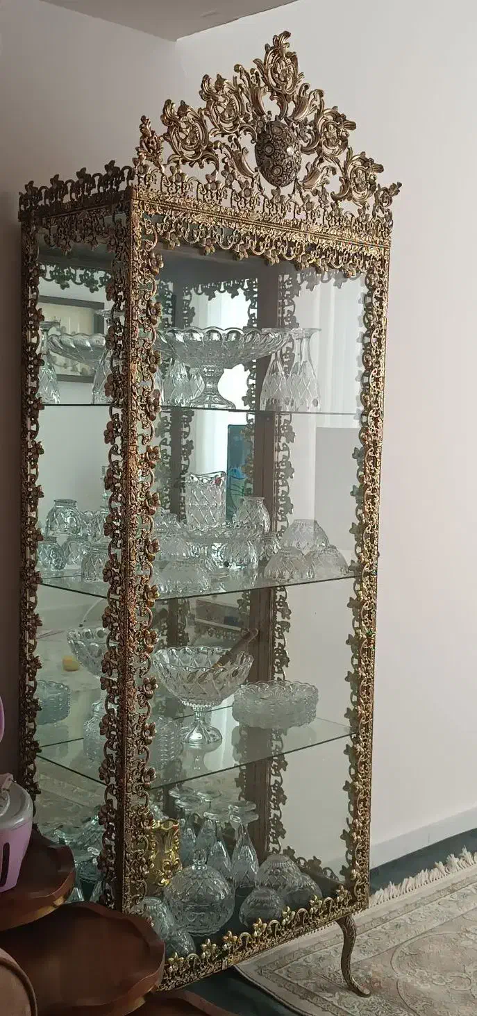 میز تلویزیون . بوفه . آینه شمعدان|میز تلویزیون|تربت جام, ترکمن ها|دیوار