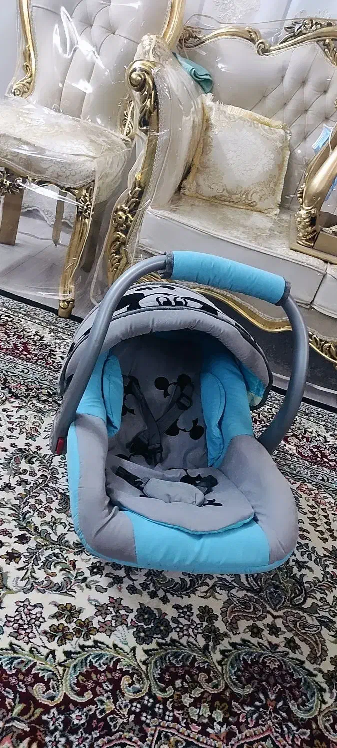 کریربچه|کالسکه و لوازم جانبی|تربت‌حیدریه, شهرک ولیعصر|دیوار