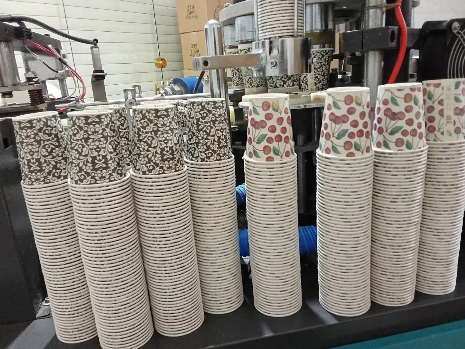 لیوان کاغذی پارس پک|ظروف نگهدارنده، پلاستیکی، یکبارمصرف|خوی, |دیوار