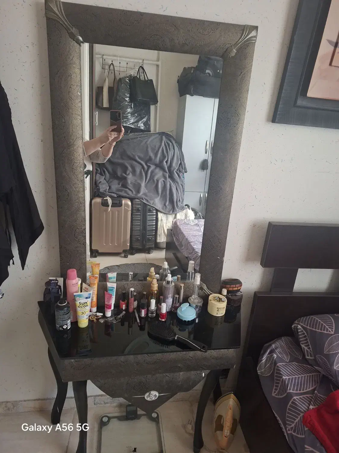 کنسول و یک کنجی|بوفه، ویترین، کنسول|رشت, جهاد|دیوار