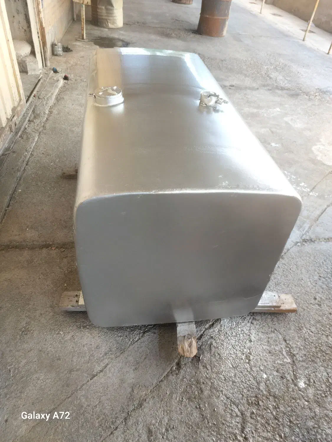 باک گازوئیل ۹۰۰ لیتری|قطعات یدکی و لوازم جانبی|بندر امام خمینی, |دیوار