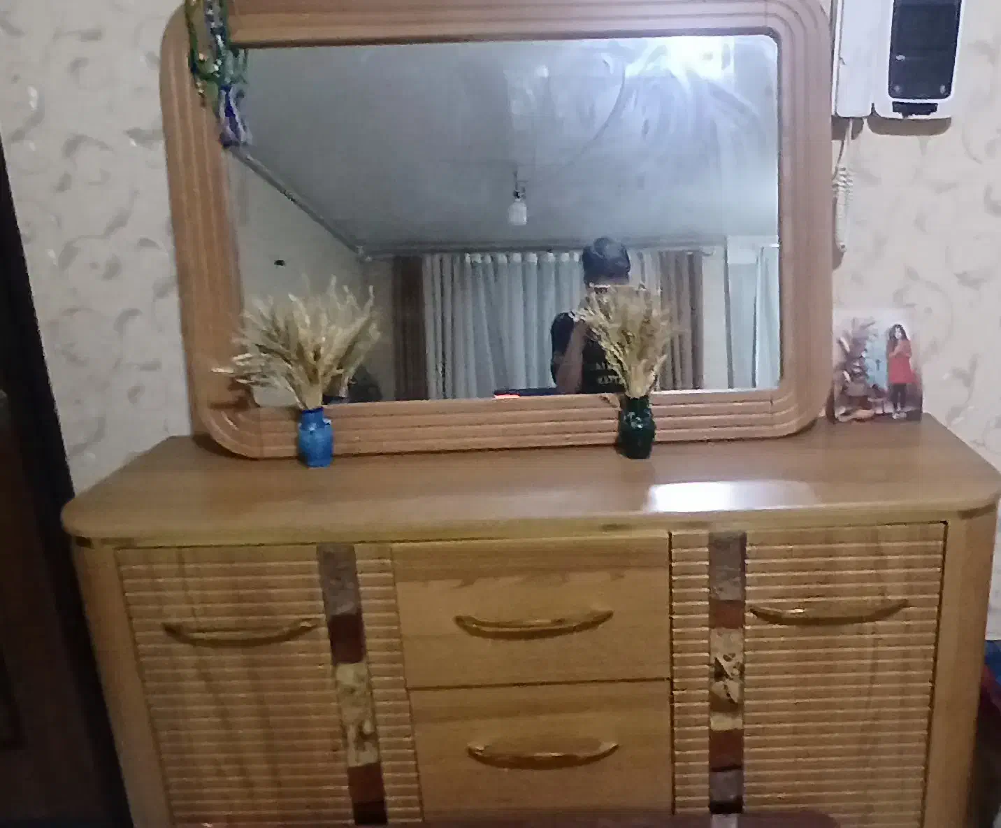 آینه و کنسول|بوفه، ویترین، کنسول|قدس, شهر‌قدس|دیوار