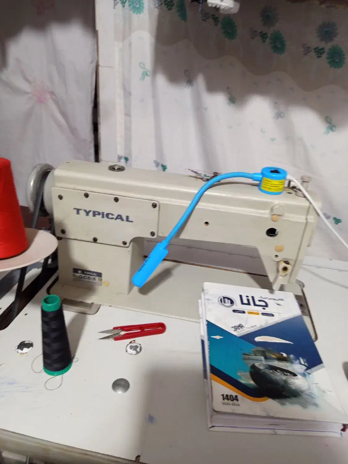 چرخ خیاطی صنعتی کارکرده|چرخ خیاطی و ریسندگی|مهاباد (آذربایجان غربی), |دیوار