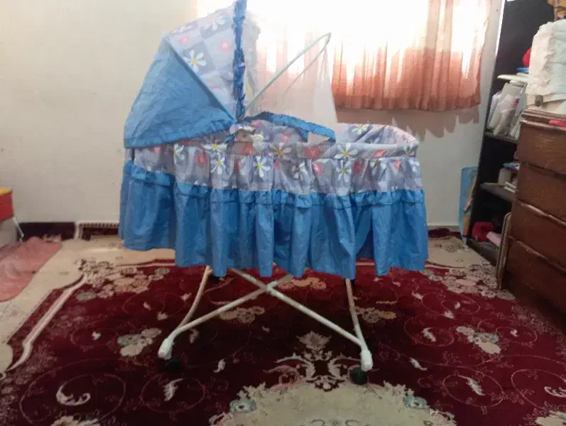گهواره کودک|تخت و صندلی بچه|قرچک, پارس سرام|دیوار