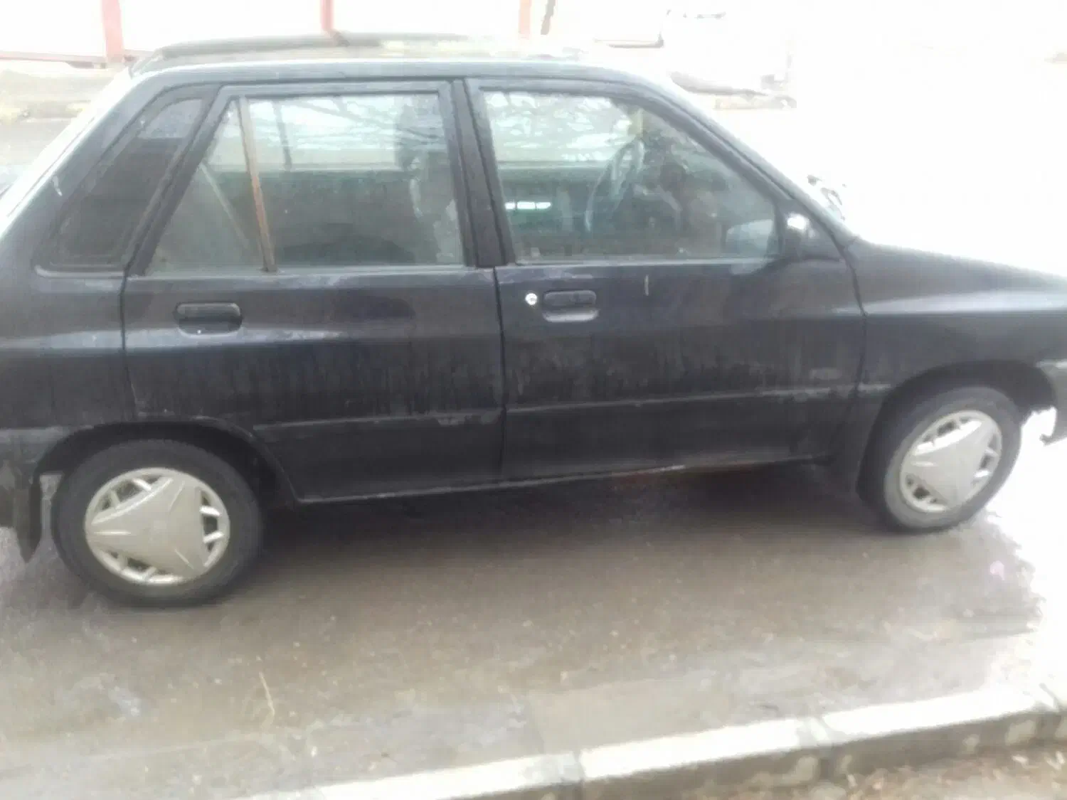 پراید 82 کاربرات|خودرو سواری و وانت|دهگلان, |دیوار