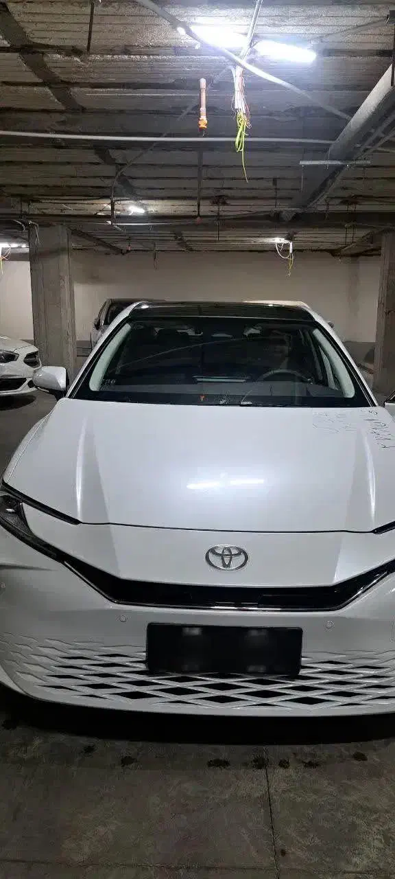 تویوتا کمری هیبرید پرمیوم مدل 2025 2.5 لیتر|خودرو سواری و وانت|تهران, هوانیروز|دیوار