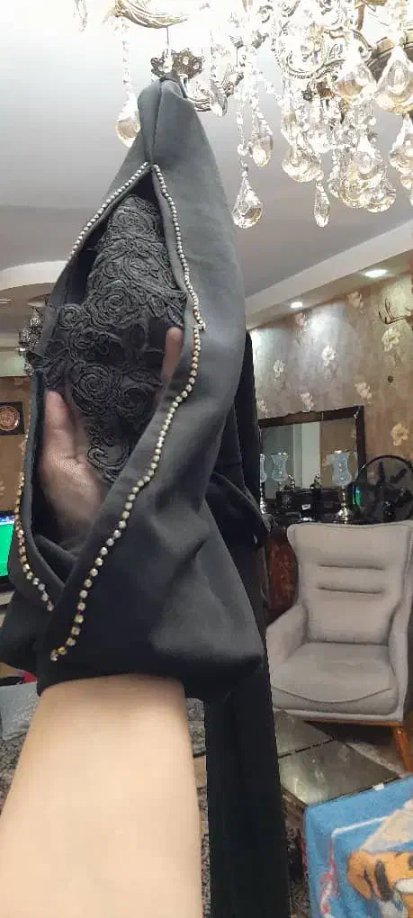 پیراهن ماکسی مشکی|لباس|اندیشه, اندیشه فاز ۳|دیوار