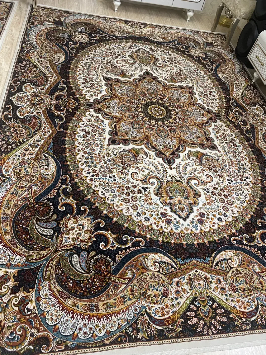 ۳تا فرش ۲تا پادری|فرش|باقرشهر, |دیوار