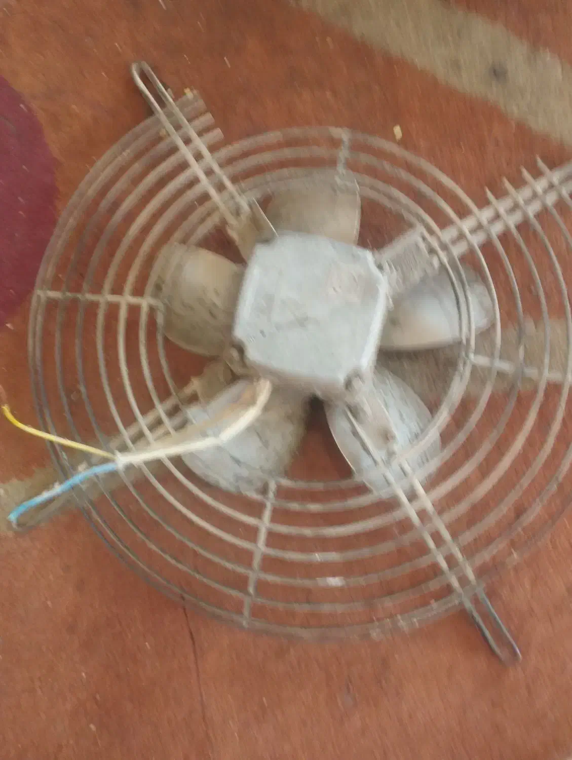 هواکش|پنکه و تصفیه‌کنندهٔ هوا|کرمان, |دیوار