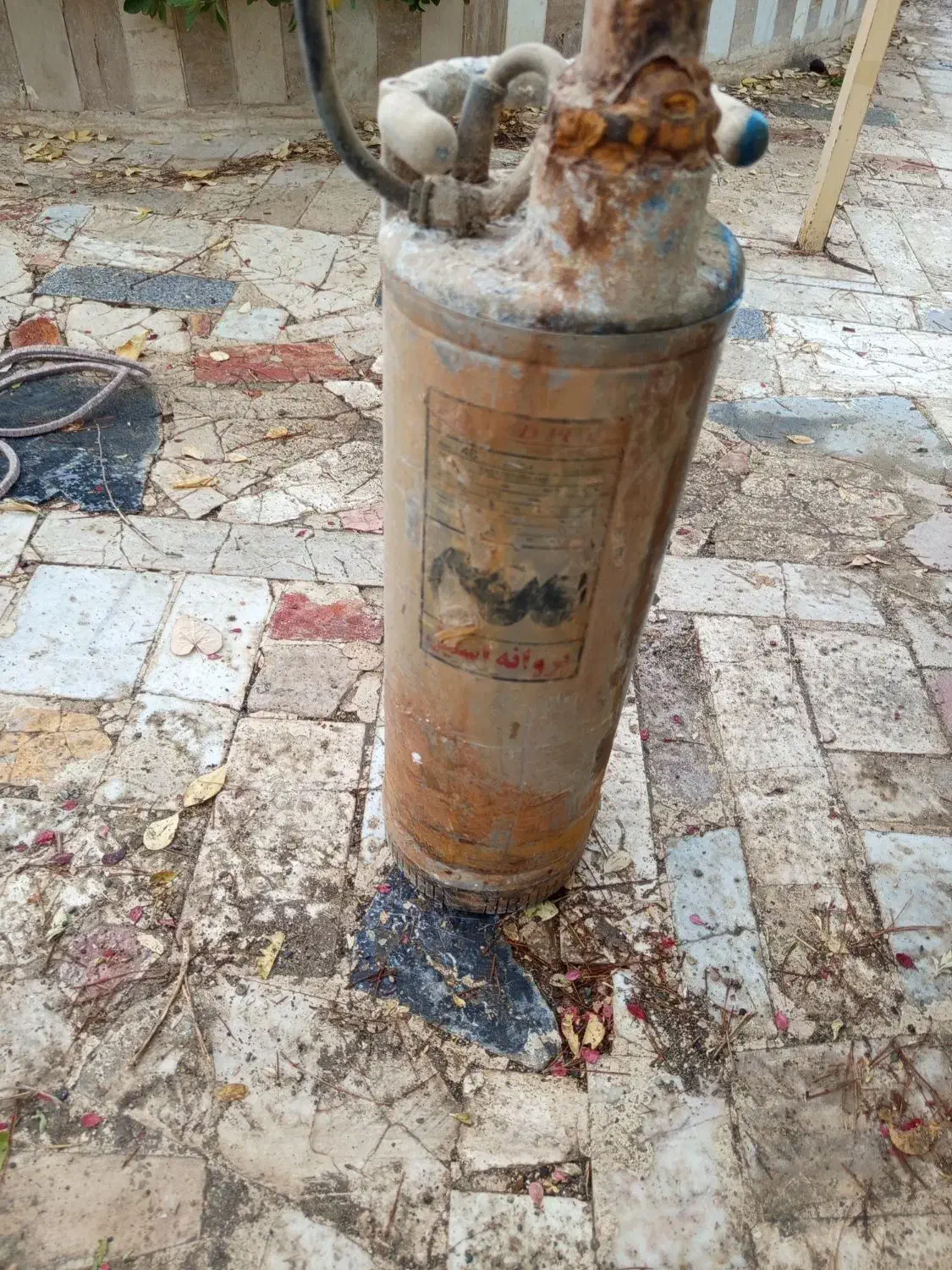 پمپ|ابزارآلات|شاندیز, |دیوار