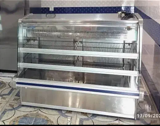 فروش یخچال ویترینی استیل باشیشه خمیده|فروشگاه و مغازه|شادگان, |دیوار