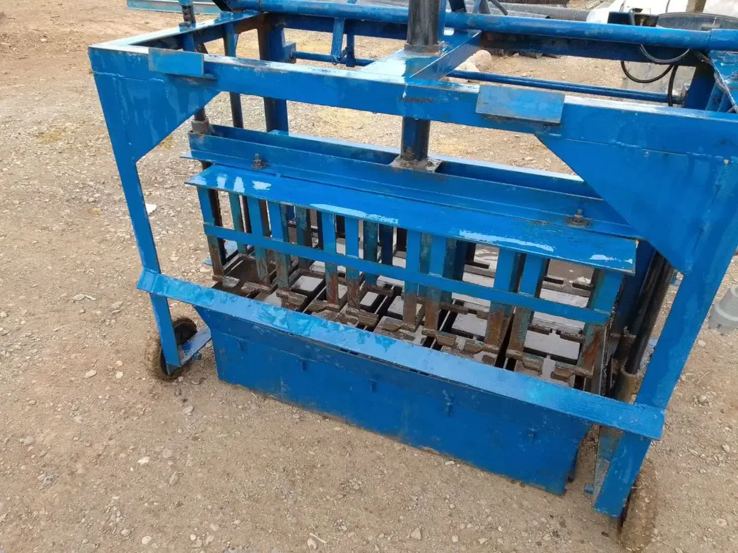 دستگاه بلوک زنی|ماشین‌آلات صنعتی|تربت جام, میان جام|دیوار