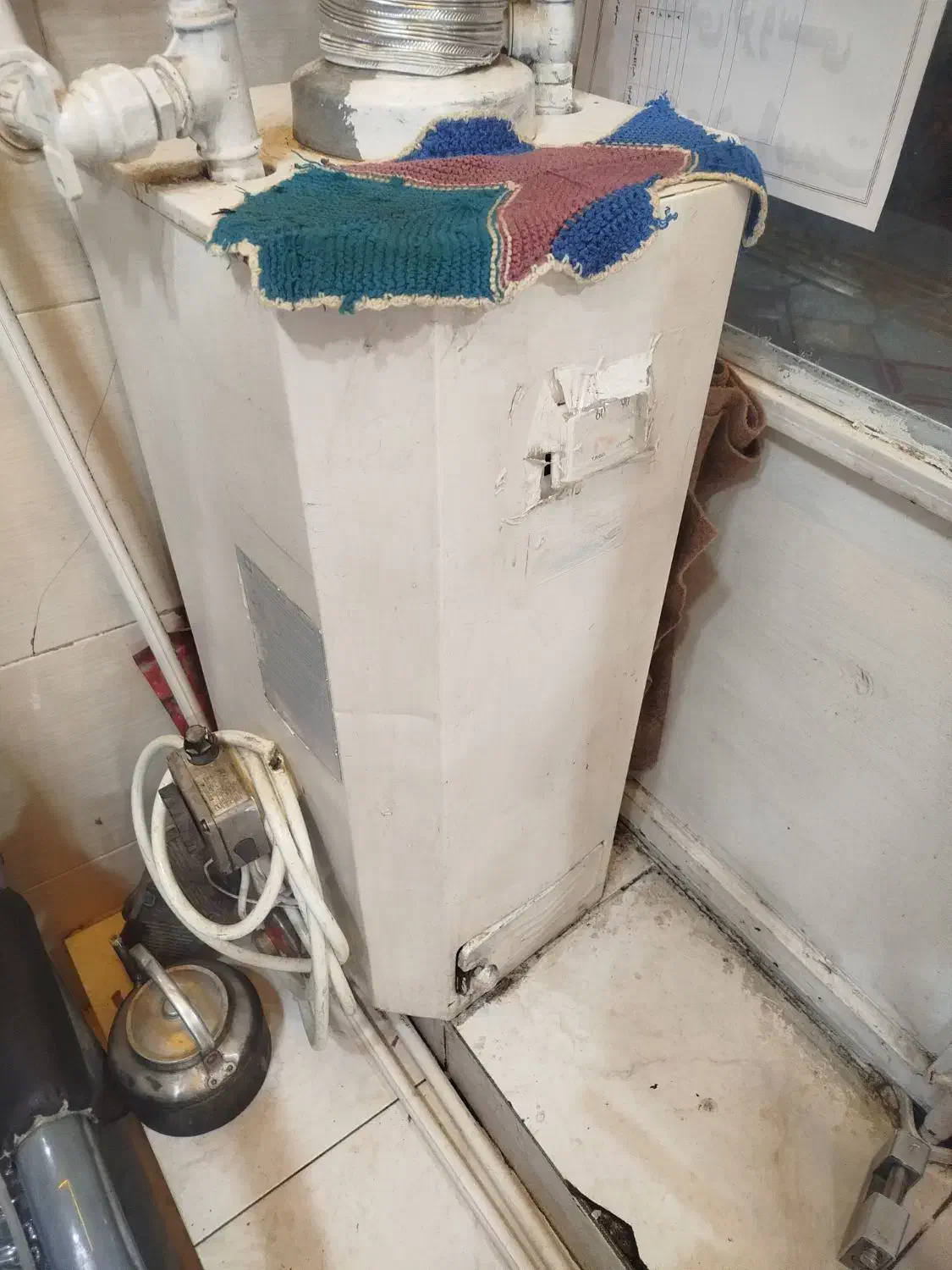 ابگرم کن مخزنی|آبگرمکن، پکیج، شوفاژ|بجنورد, |دیوار