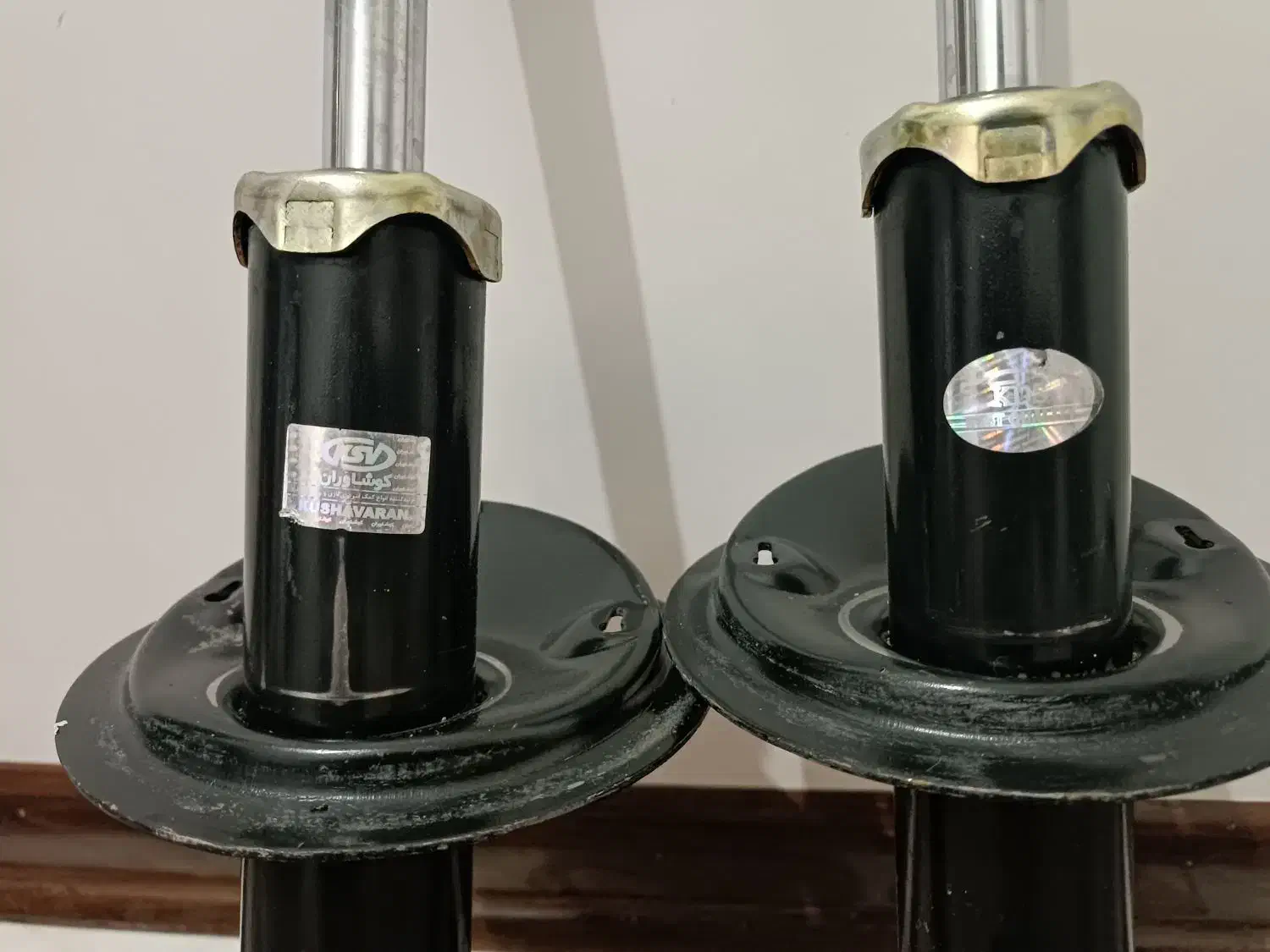 کمک پژو پوسته کوتاه و فابریک|قطعات یدکی و لوازم جانبی|پاکدشت, پاکدشت (مامازند)|دیوار