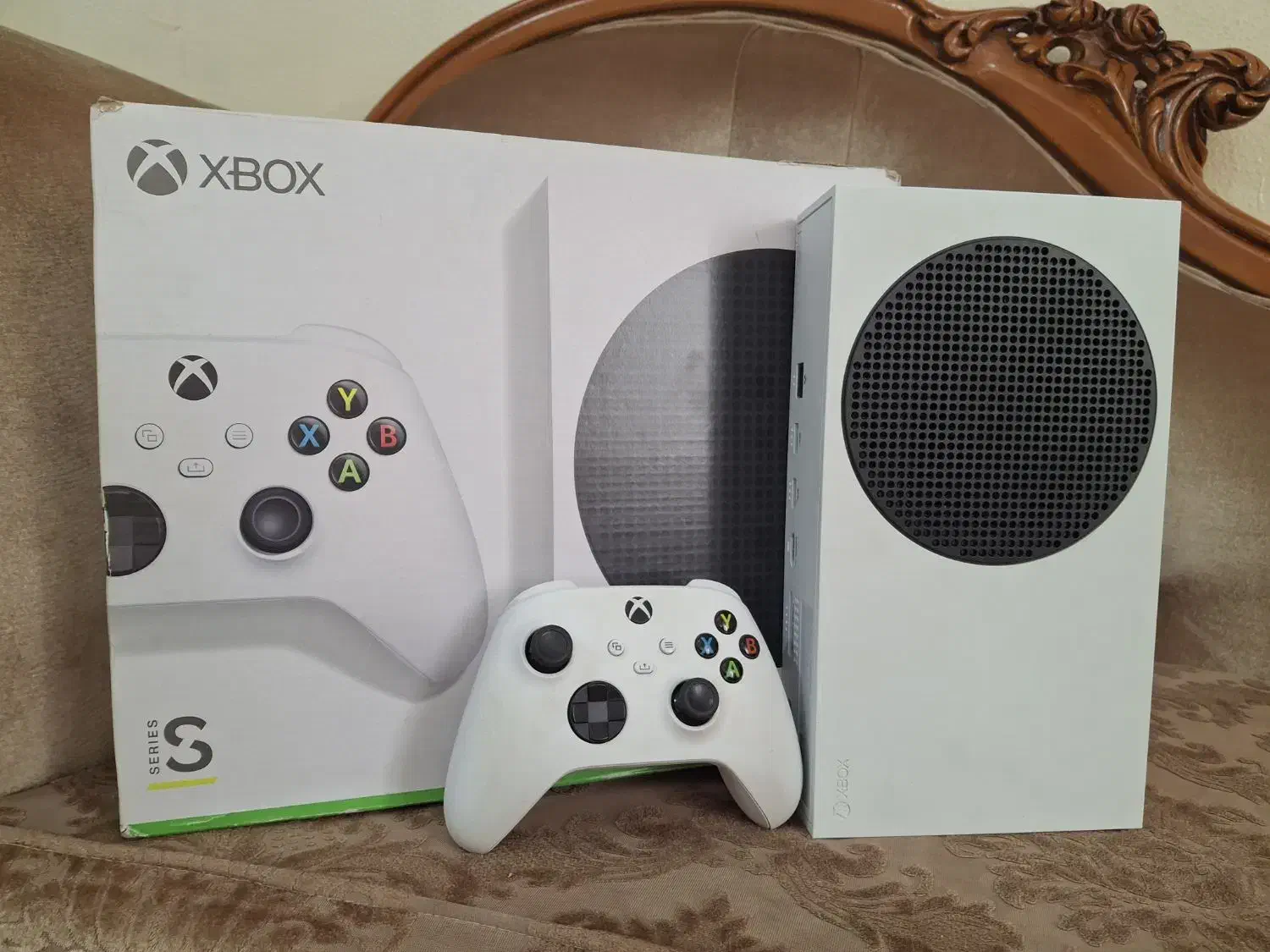 ایکس باکس سری  اس  512 گیگ  همراه با بازی و|کنسول، بازی ویدئویی و آنلاین|شاهین‌شهر, نظامی|دیوار