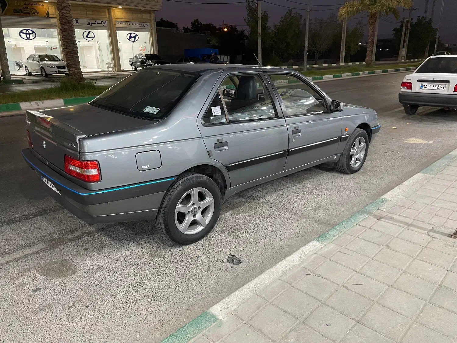 405 SLX تمام فابریک|خودرو سواری و وانت|لامرد, |دیوار