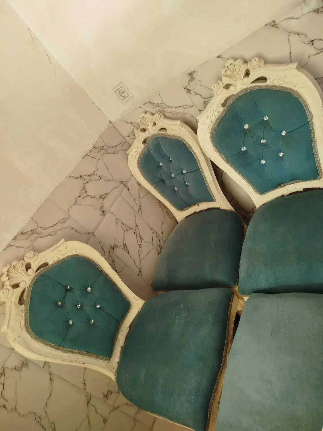 صندلی|میز و صندلی غذاخوری|سیرجان, |دیوار