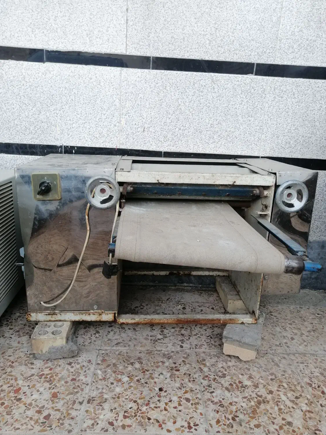 خمیر پهن کن نانوایی|ماشین‌آلات صنعتی|حمیدیه, |دیوار