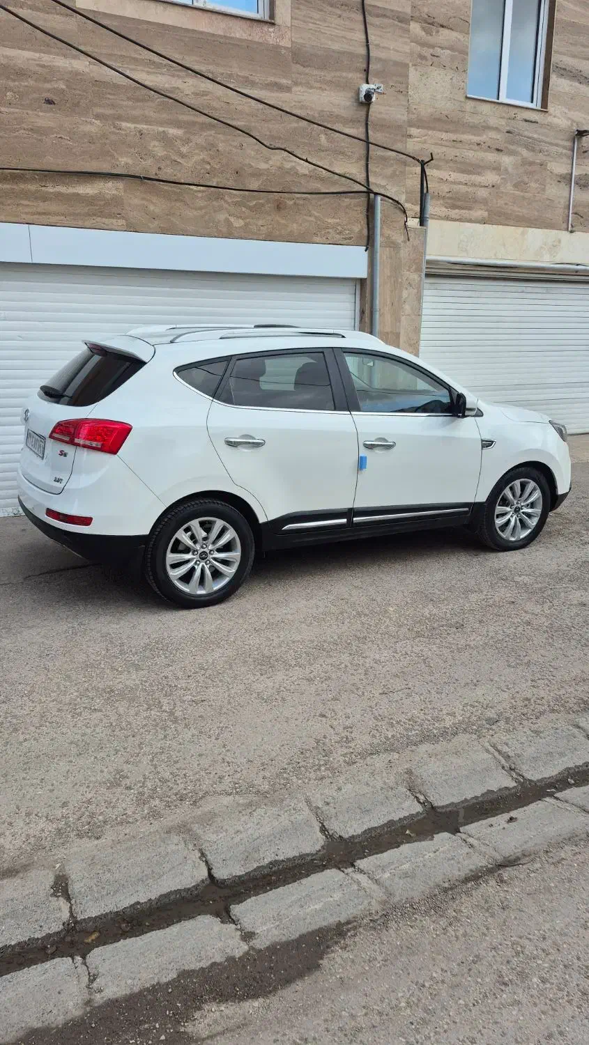 جک s5مدل۹۵ اتومات عتیقه کم کار کروز کنترل|خودرو سواری و وانت|اردبیل, |دیوار