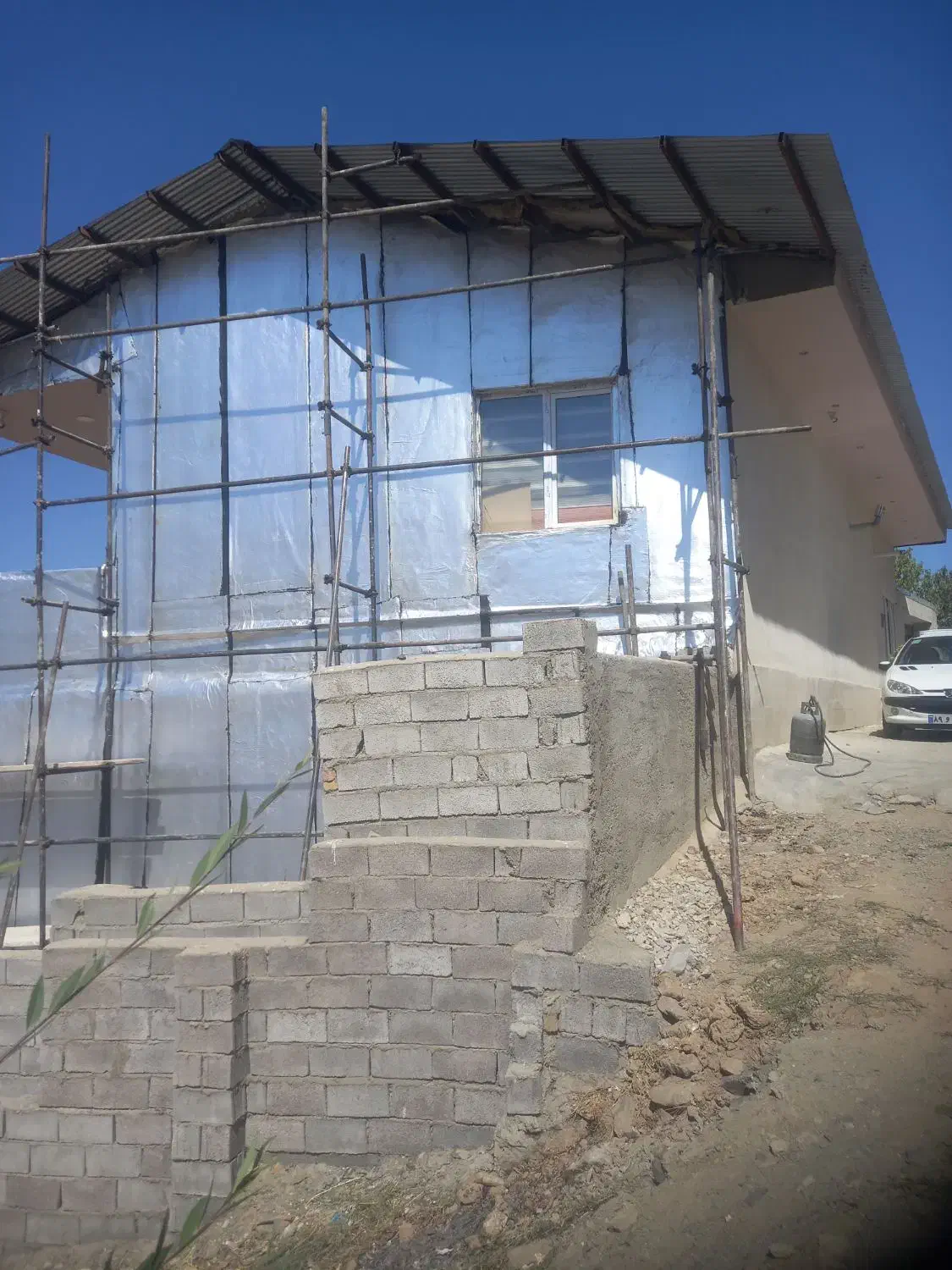 پرده|پرده، رانر، رومیزی|زاغه, |دیوار