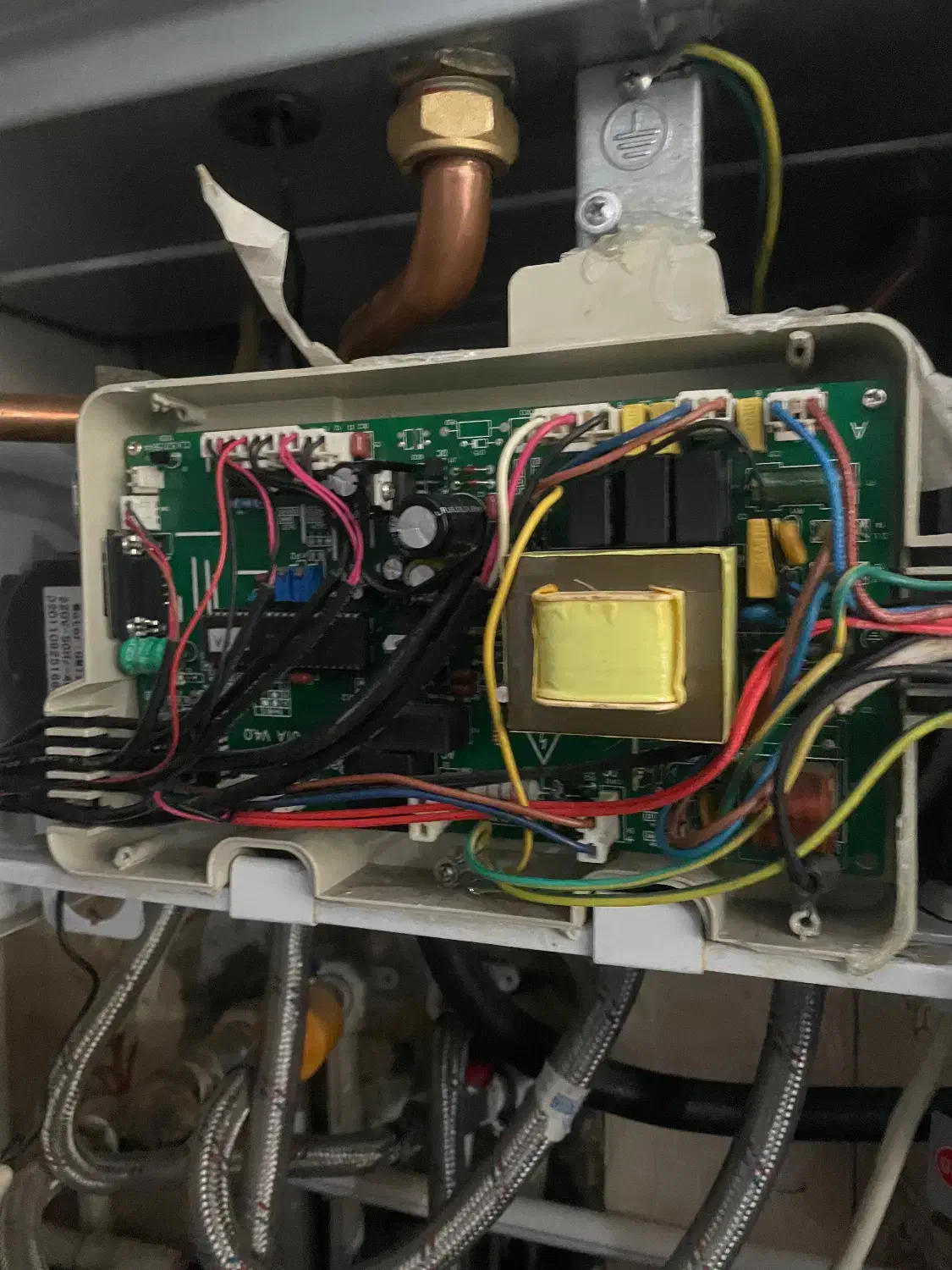 تعمیر پکیج آبگرمکن شبانه روزی تضمینی|خدمات پیشه و مهارت|زنجان, |دیوار