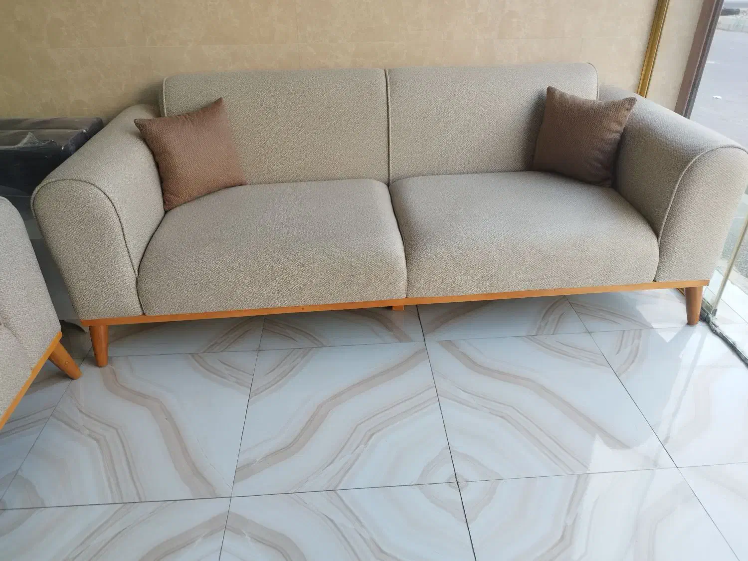 مبلمان گنجینه|مبلمان خانگی و میز عسلی|محمدشهر, محمدشهر|دیوار