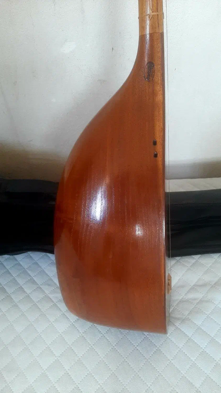 تنبور یه تیکه|سازهای سنتی|سرپل ذهاب, |دیوار