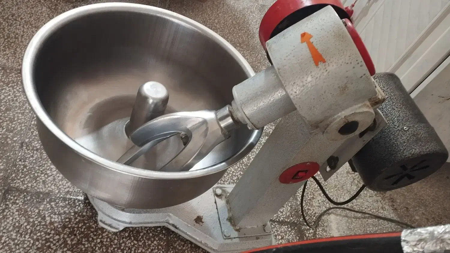 خمیر گیر 15کیلویی|کافی‌شاپ و رستوران|زرقان, |دیوار