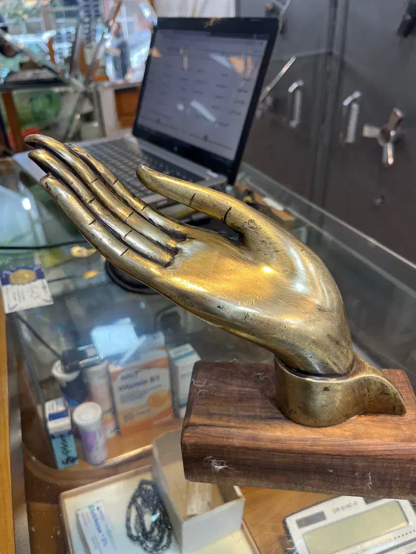 مجسمه دست|مجسمه، تندیس، ماکت|گرگان, |دیوار