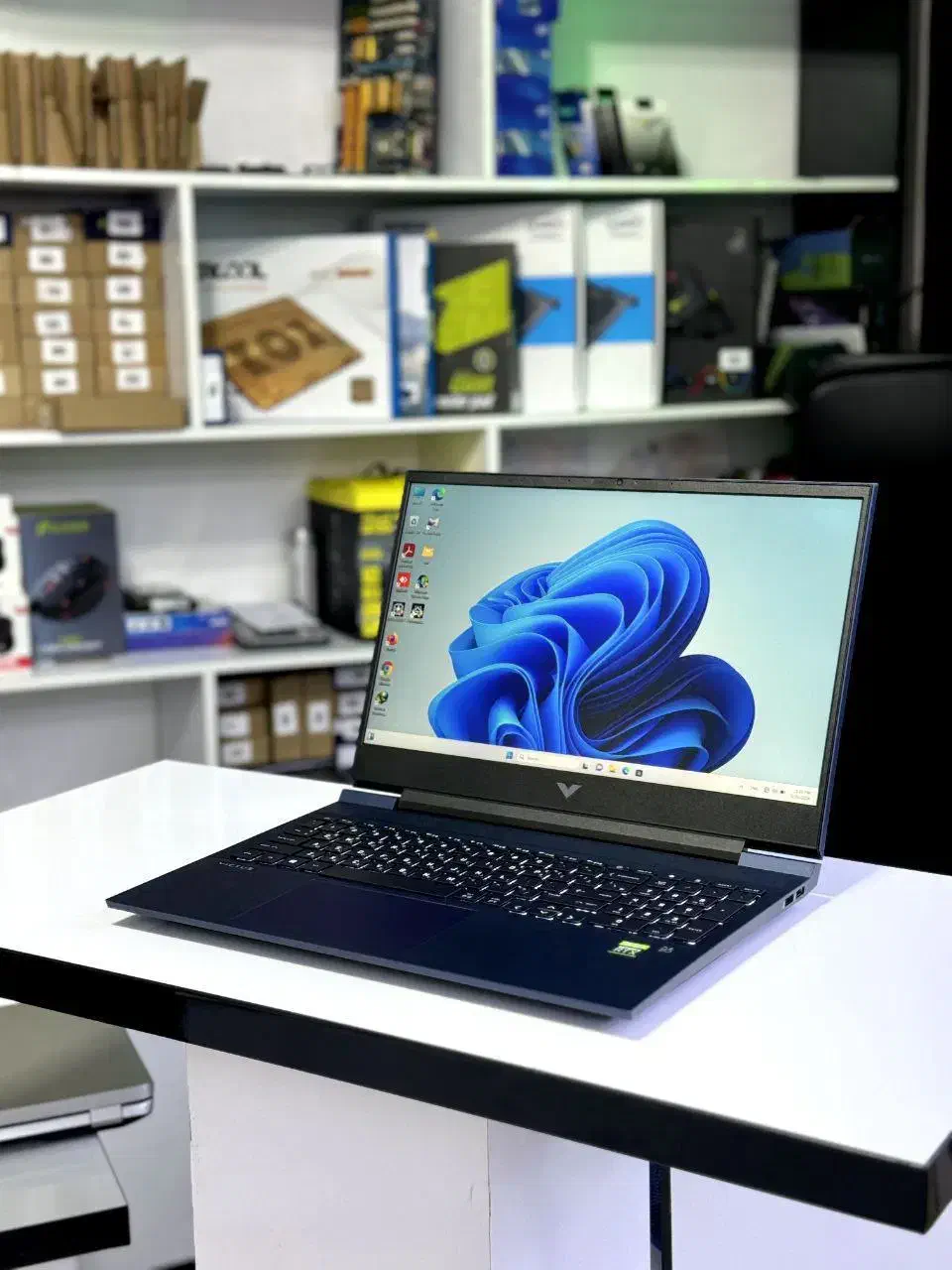 لپتاپ گیمینگ hp victus با هارد یک ترا/ اقساطی 3.5%|رایانه همراه|تبریز, |دیوار