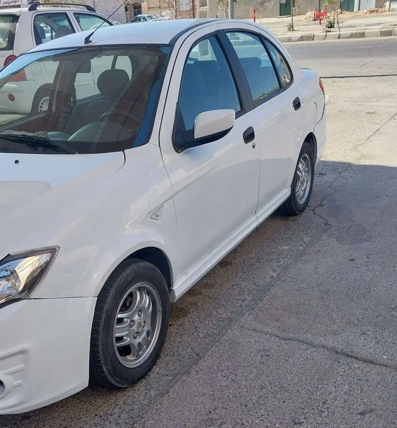 ماشین ساینا سایپا مدل۹۵ شاسی پلمپ|خودرو سواری و وانت|بیرجند, |دیوار