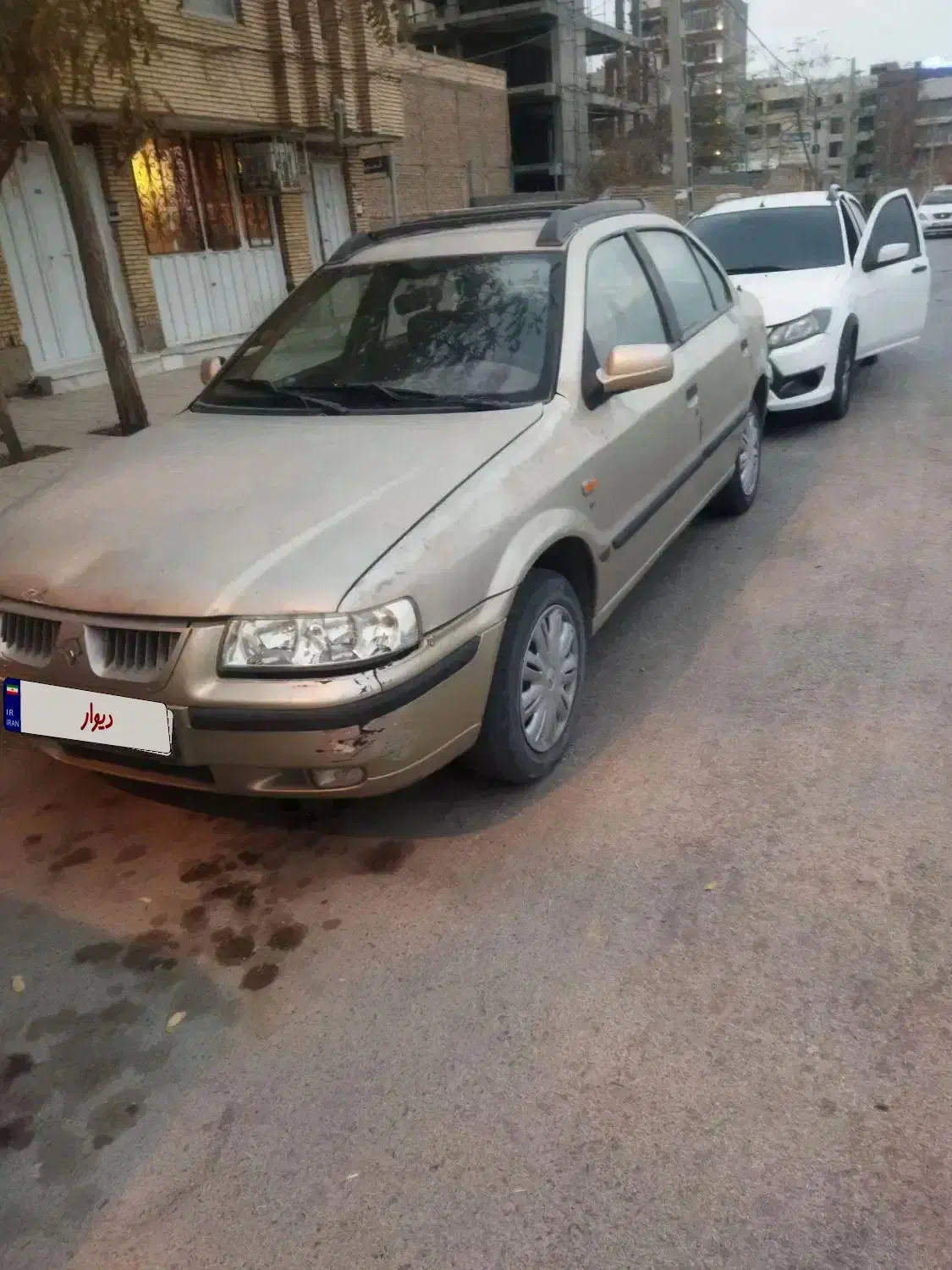 سمند مدل ۸۳ فنی بشرط سقف و شاسی بی رنگ|خودرو سواری و وانت|کرمان, |دیوار