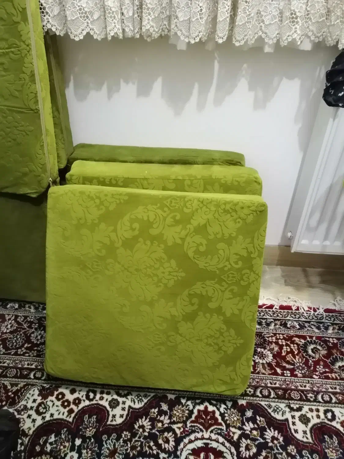 پشتی و روبالشتی|پشتی|ساری, |دیوار