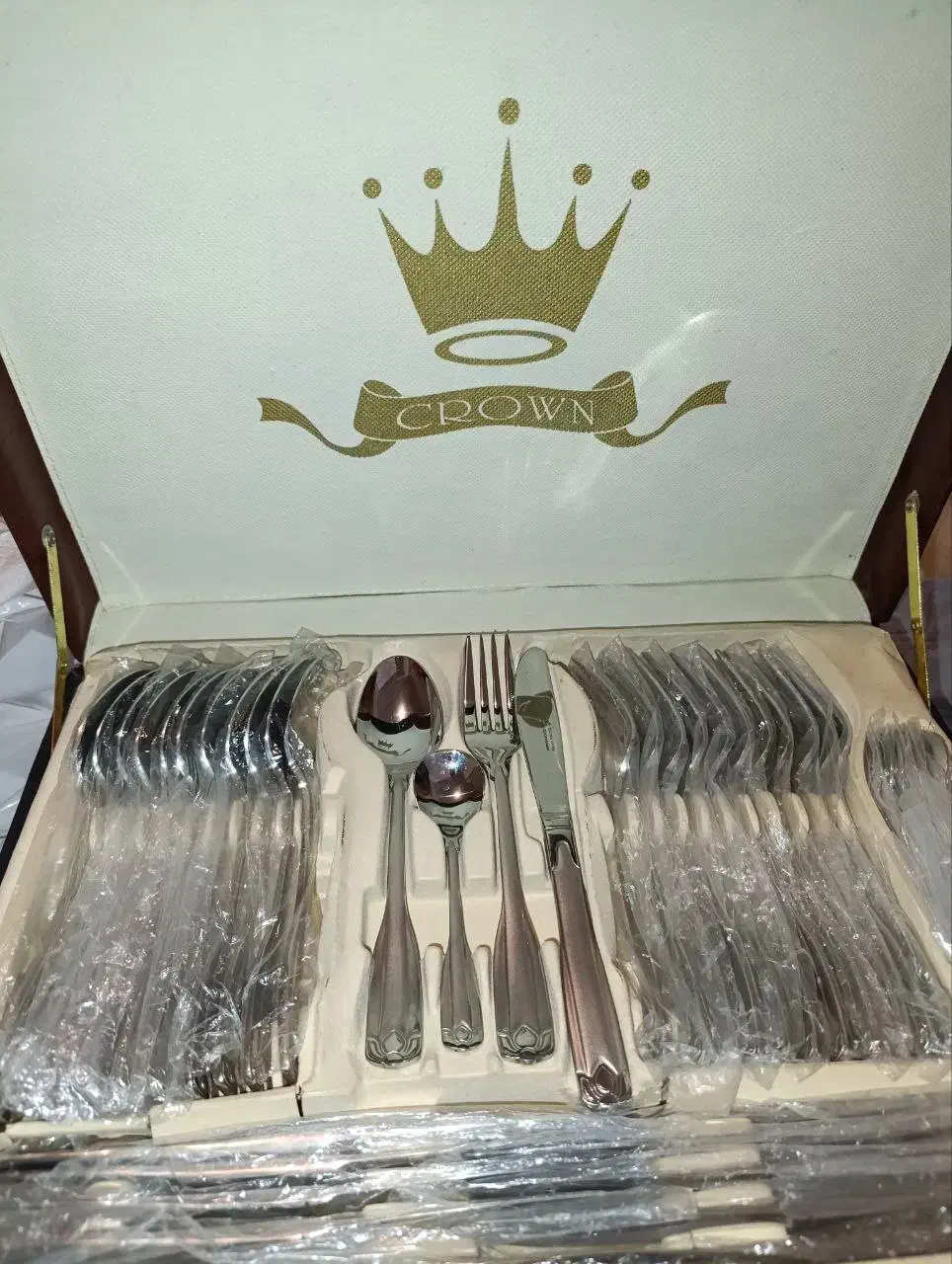 سرویس ۱۴۸ پارچه آلمان تمام استیل نگیر|ظروف سرو و پذیرایی|مشهد, انقلاب|دیوار