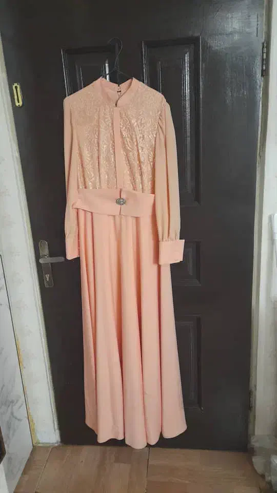 لباس مجلسی خیلی شیک فقط ۳ساعت پوشیده شده|لباس|قدس, شهرقدس|دیوار