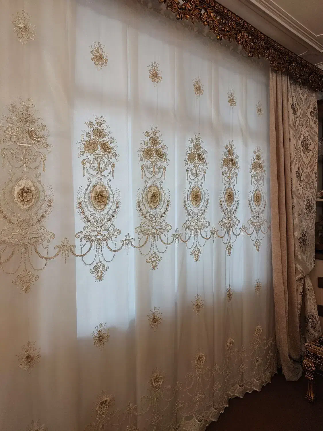 پرده با عرض ۶ متر|پرده، رانر، رومیزی|صوفیان, |دیوار