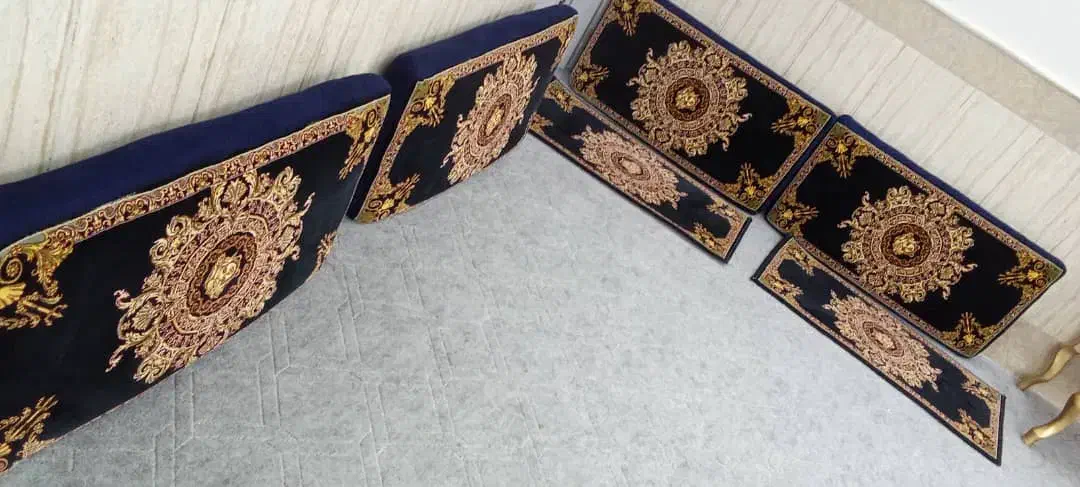 پشتی و پادری|پشتی|قم, زاویه|دیوار