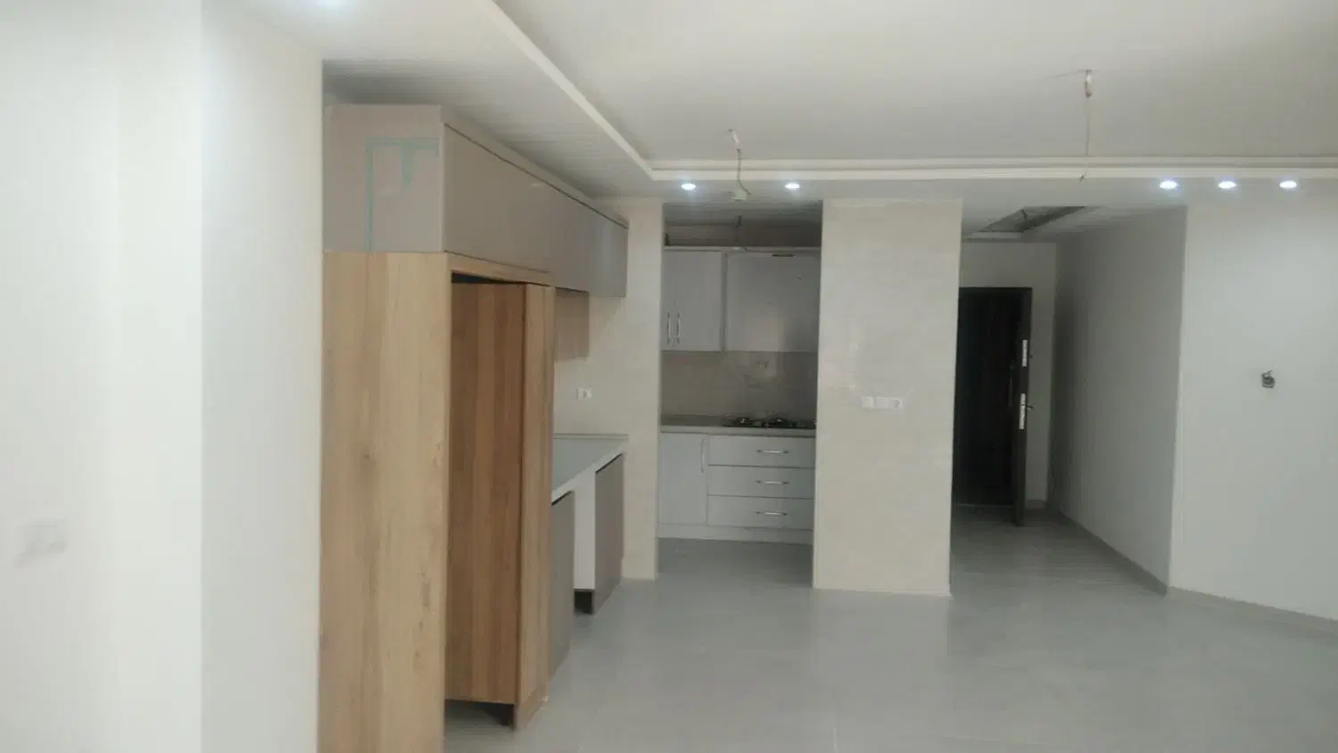 اجاره آپارتمان نوساز طبرستان 165متر طبقه اول نما|اجارهٔ آپارتمان|ساری, |دیوار