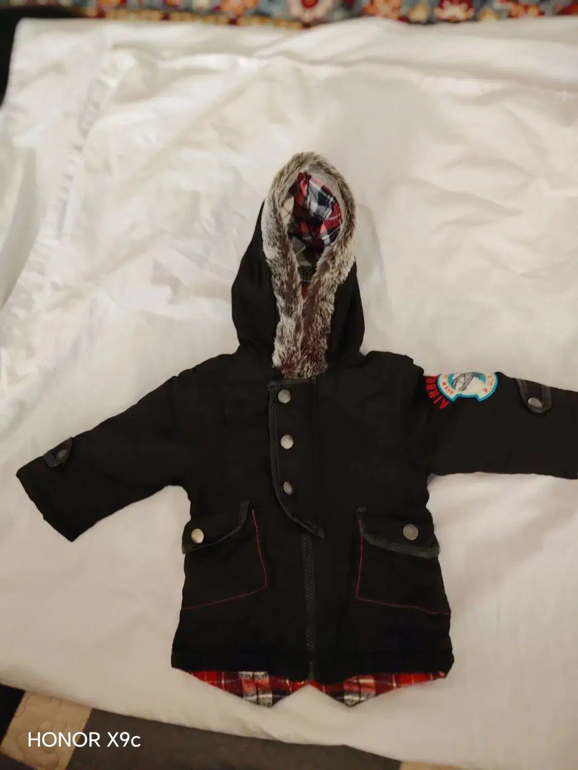 کاپشن نوزادی  6 تا 9 ماه|کفش و لباس بچه|مشهد, دانشجو|دیوار