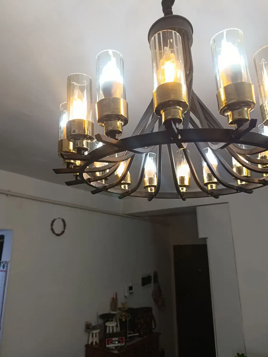 لوستر.|لوستر و چراغ آویز|محمدیه-قزوین, |دیوار