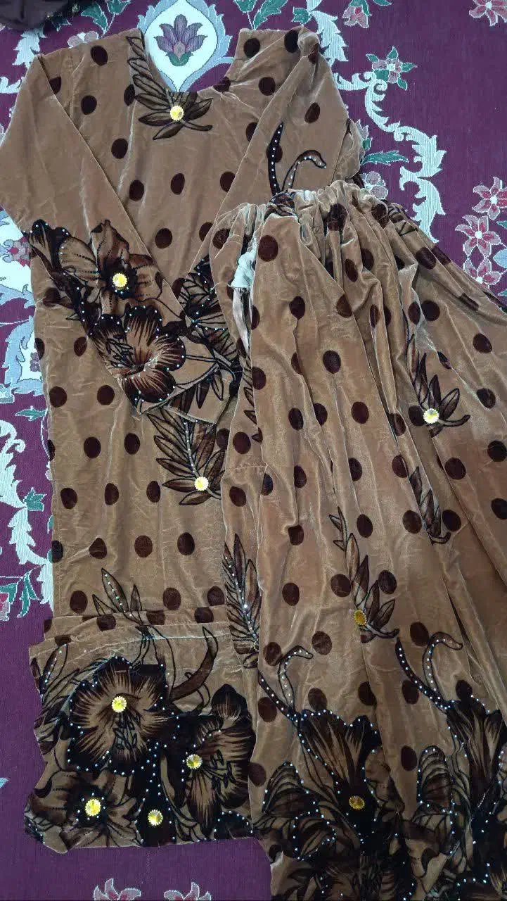 لباس محلی نو و در حد نو ازپانصد تومان به بالا|لباس|لردگان, |دیوار