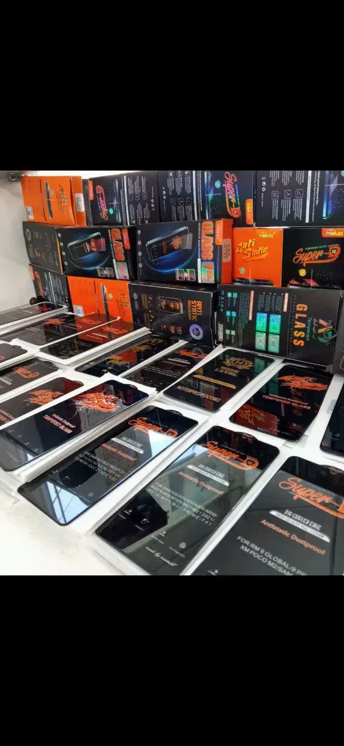 انواع گلس یا لیبل با بهترین کیفیت و کمترین قیمت|لوازم جانبی موبایل و تبلت|قم, عمار یاسر|دیوار