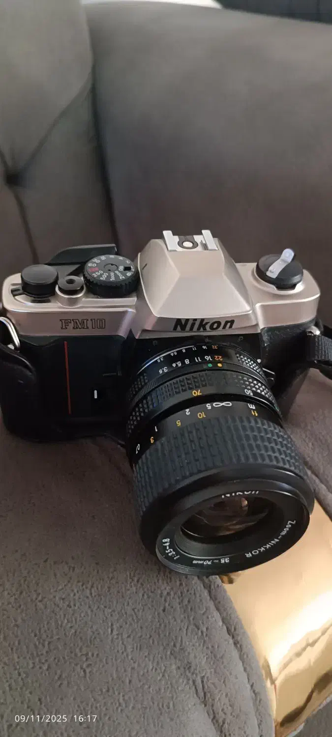 دوربین اورجینال نیکون همراه باهدیه|دوربین عکاسی و فیلمبرداری|قم, لسانی|دیوار
